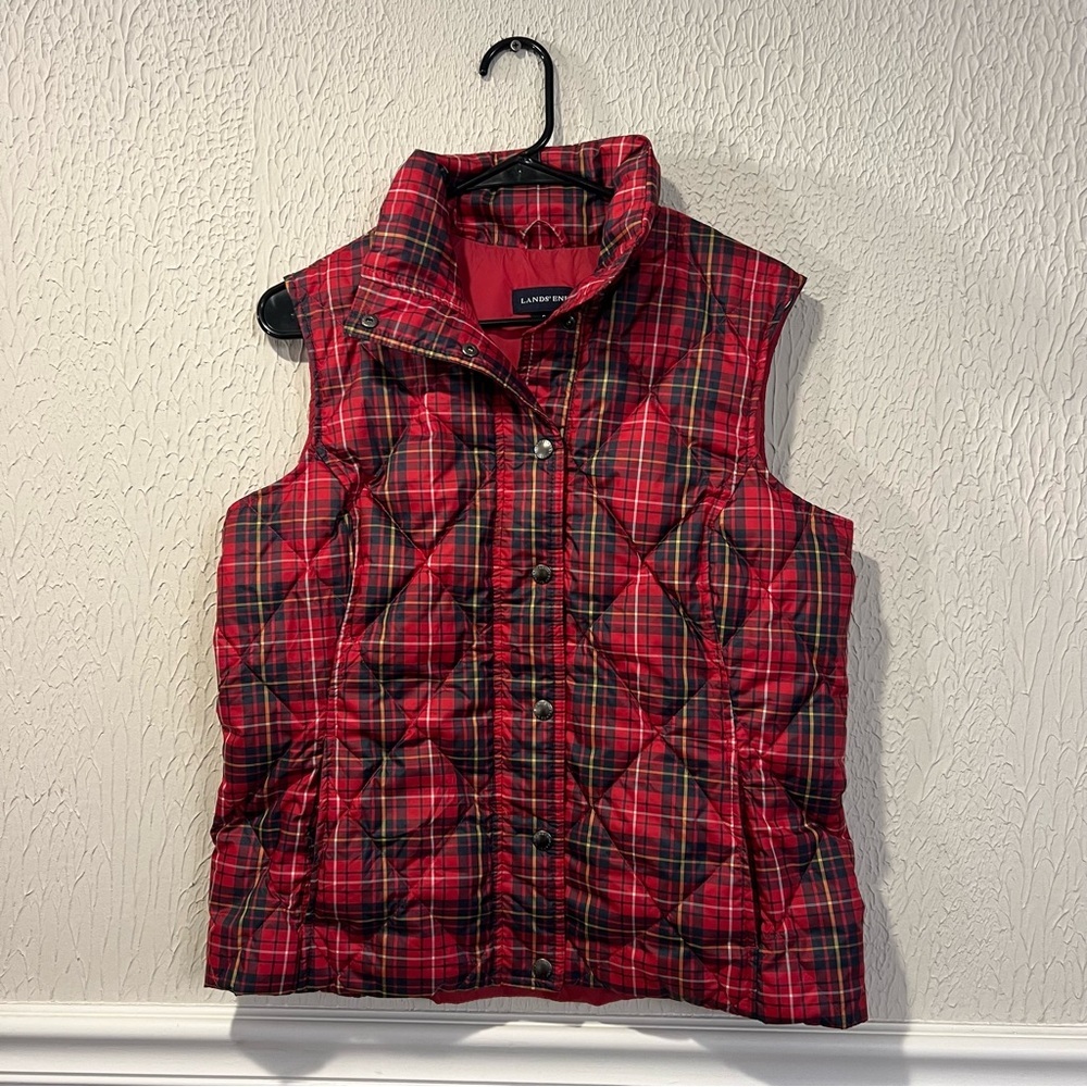 Lands' End Red Plaid Puffer Vest size small